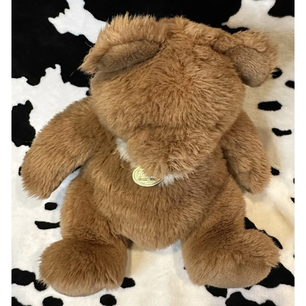 Vintage 1980 Gund Collector Classic Teddy Bear Brown Plush White Chest Medallion